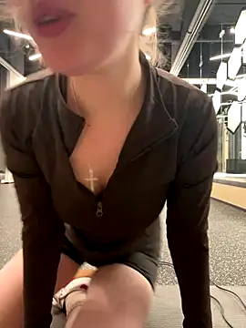 MikotoMisaka online show from December 19, 2025, 7:38 pm