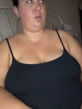 Snapshot of roxey-1997 chatting on October 30, 2025, 11:23 pm roxey-1997 online show from October 30, 2025, 11:23 pm