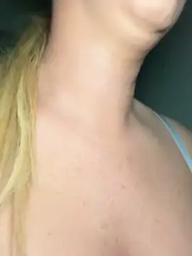 Charleigh xx online show from April 9, 2026, 3:41 am