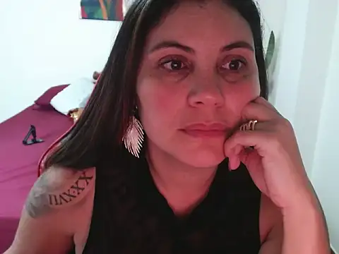 Snapshot of Secret_Bella chatting on September 11, 2025, 10:59 am Secret Bella online show from September 11, 2025, 10:59 am