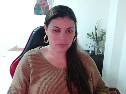 Snapshot of Secret_Bella chatting on October 4, 2025, 12:17 pm Secret Bella online show from October 4, 2025, 12:17 pm