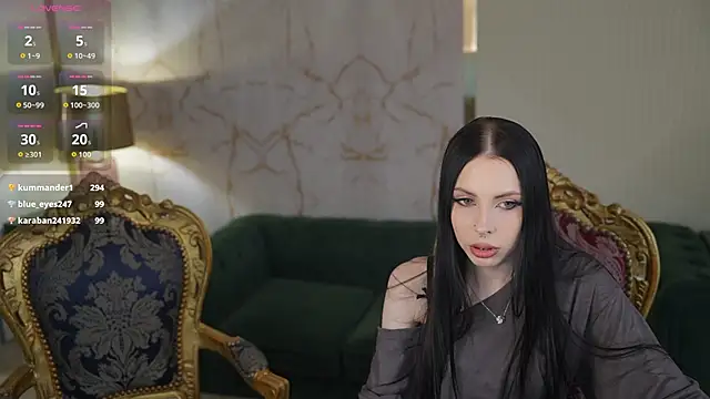 VivianSweet  online show from May 28, 2026, 11:05 am