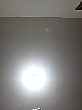 Snapshot of EllaDreams chatting on November 18, 2025, 9:18 pm EllaDreams online show from November 18, 2025, 9:18 pm