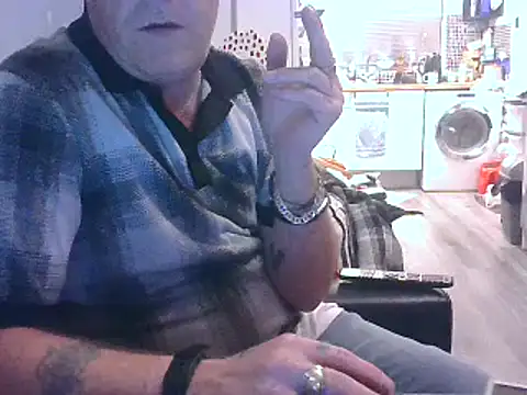 hefin18 online show from January 30, 2025, 9:58 pm