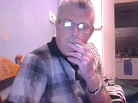 hefin18 online show from February 12, 2025, 8:50 pm