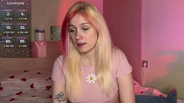 Snapshot of _Annabel_Myr_ chatting on November 27, 2025, 11:10 am Annabel Myr online show from November 27, 2025, 11:10 am