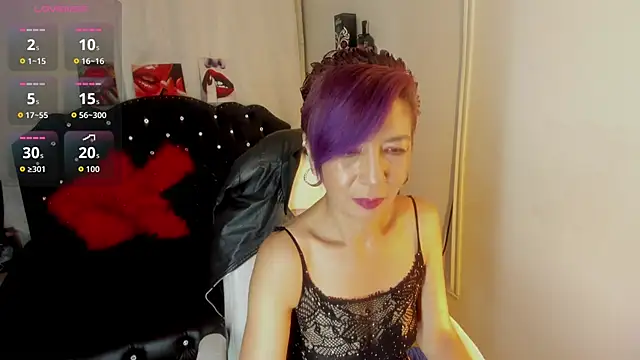 Snapshot of Trinityy__ chatting on September 12, 2025, 6:40 pm Trinityy online show from September 12, 2025, 6:40 pm
