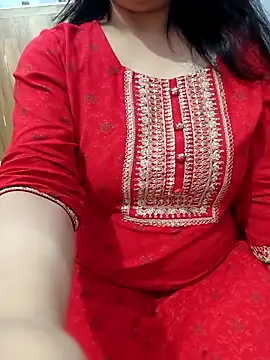 Snapshot of roshni_agrawal0 chatting on November 7, 2025, 5:39 pm roshni agrawal0 online show from November 7, 2025, 5:39 pm