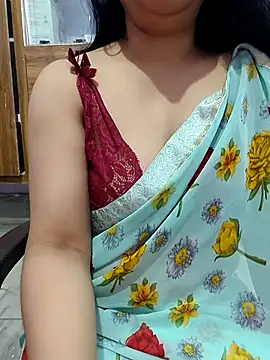 Snapshot of roshni_agrawal0 chatting on October 11, 2025, 5:58 pm roshni agrawal0 online show from October 11, 2025, 5:58 pm