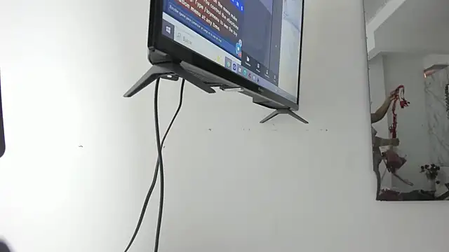 Lady miss    online show from February 7, 2026, 12:24 pm