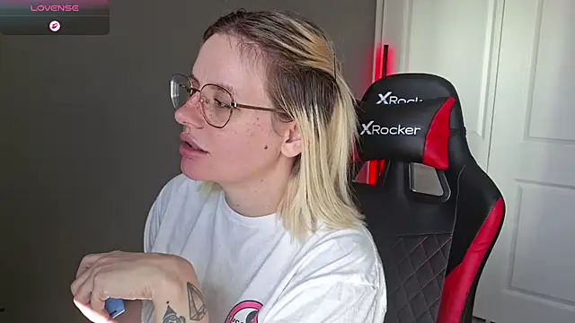 Charlies world online show from October 21, 2025, 6:18 pm