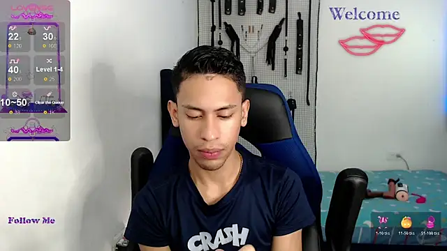 dylan apol0 online show from October 31, 2025, 5:15 am