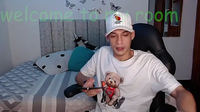 Snapshot of Ethanho0t chatting on January 9, 2026, 6:20 am Ethanho0t online show from January 9, 2026, 6:20 am