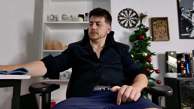 aaron nvk online show from January 7, 2026, 9:31 pm