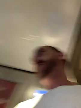 Snapshot of goncas23 chatting on September 30, 2025, 2:12 pm goncas23 online show from September 30, 2025, 2:12 pm