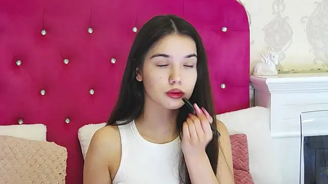 AlexisDevine online show from April 20, 2026, 4:26 am