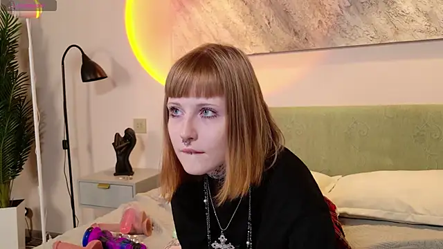 MilkMeSoftly online show from April 18, 2026, 8:27 am