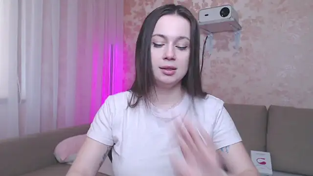 Snapshot of lustxSALLY chatting on February 26, 2026, 6:57 am lustxSALLY online show from February 26, 2026, 6:57 am