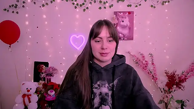 Amanda Bright  online show from April 20, 2026, 9:34 am