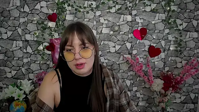 Snapshot of Amanda_Bright_ chatting on November 25, 2025, 10:15 am Amanda Bright online show from November 25, 2025, 10:15 am