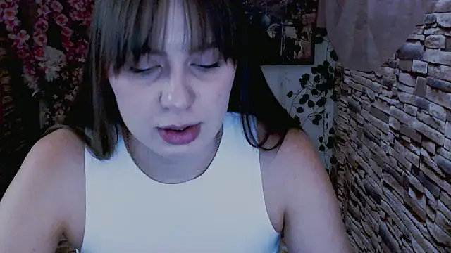 Snapshot of Amanda_Bright_ chatting on September 15, 2025, 7:09 am Amanda Bright online show from September 15, 2025, 7:09 am