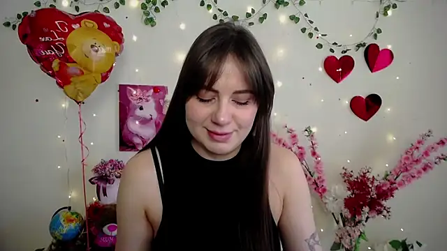 Amanda Bright  online show from February 19, 2026, 8:11 am