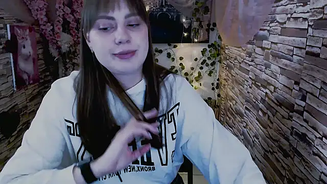 Snapshot of Amanda_Bright_ chatting on October 5, 2025, 8:38 am Amanda Bright online show from October 5, 2025, 8:38 am