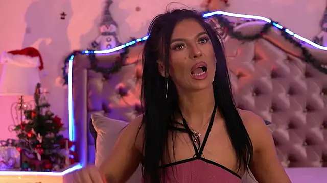 KinkyAmelie online show from November 28, 2025, 6:30 pm