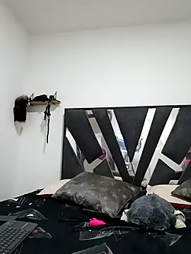 Demy Rhoades online show from March 27, 2026, 12:06 pm