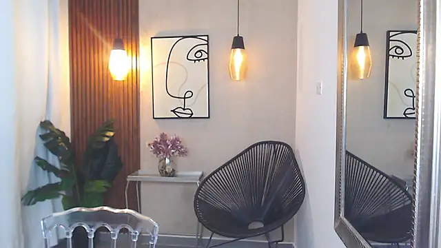 Snapshot of Lia_Mar_ chatting on February 19, 2026, 6:05 pm Lia Mar online show from February 19, 2026, 6:05 pm