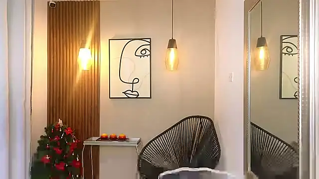 Snapshot of Lia_Mar_ chatting on December 5, 2025, 7:23 pm Lia Mar online show from December 5, 2025, 7:23 pm