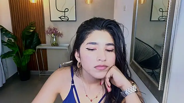 Snapshot of Lia_Mar_ chatting on December 19, 2025, 6:10 pm Lia Mar online show from December 19, 2025, 6:10 pm