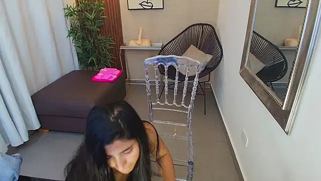 Lia Mar  online show from September 25, 2025, 6:03 pm