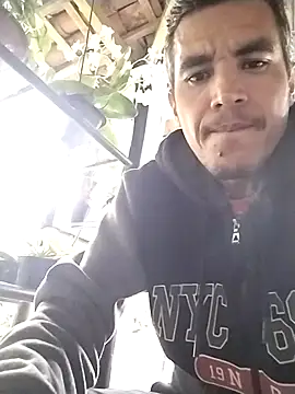 Snapshot of Boragozarvem chatting on September 11, 2025, 5:35 pm Boragozarvem online show from September 11, 2025, 5:35 pm