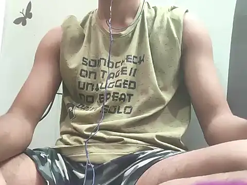 Snapshot of sunny26814 chatting on December 17, 2025, 7:19 pm sunny26814 online show from December 17, 2025, 7:19 pm