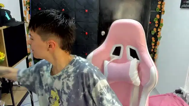 Snapshot of _Hannah_Hot chatting on February 23, 2026, 3:08 am Hannah Hot online show from February 23, 2026, 3:08 am