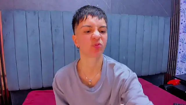 Snapshot of _Hannah_Hot chatting on February 15, 2026, 7:51 am Hannah Hot online show from February 15, 2026, 7:51 am