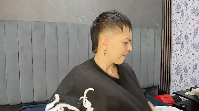 Snapshot of _Hannah_Hot chatting on January 18, 2026, 2:48 am Hannah Hot online show from January 18, 2026, 2:48 am