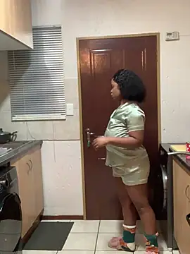 jayjayja19 online show from May 28, 2026, 3:51 pm