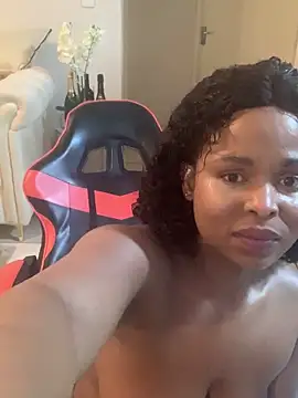 jayjayja19 online show from May 19, 2026, 1:56 am