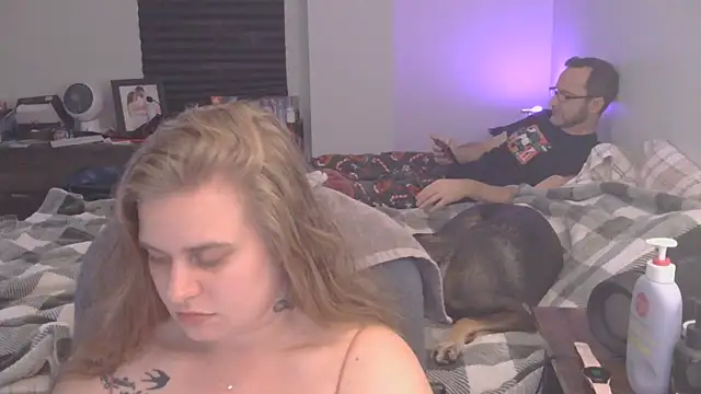 Snapshot of Sexyblonde12344 chatting on December 16, 2025, 12:37 am Sexyblonde12344 online show from December 16, 2025, 12:37 am