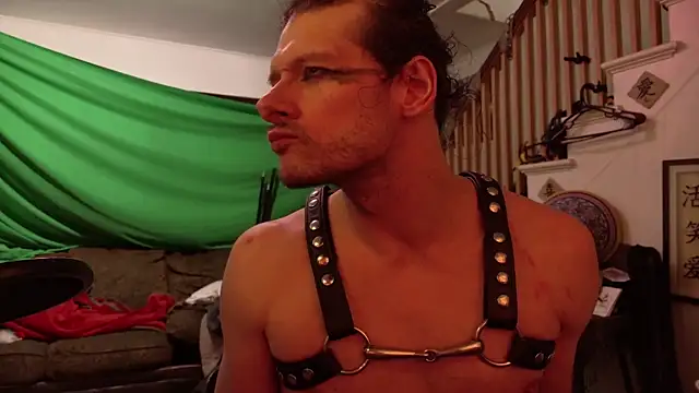 MasterDaddyCool online show from December 14, 2025, 8:09 am