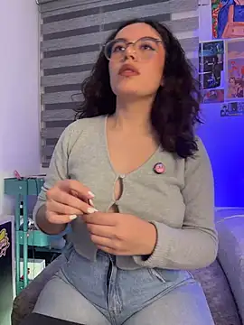 Snapshot of Katheerine chatting on January 8, 2026, 1:00 am Katheerine online show from January 8, 2026, 1:00 am