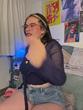 Snapshot of Katheerine chatting on February 27, 2026, 3:29 am Katheerine online show from February 27, 2026, 3:29 am