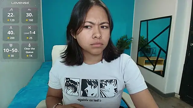 Louisa  clare online show from December 13, 2025, 11:33 pm