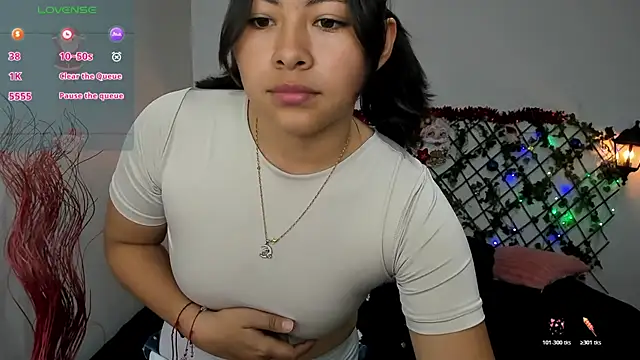 Louisa  clare online show from December 20, 2025, 4:26 am