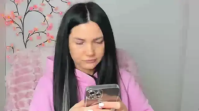 Snapshot of Lune_Moon chatting on January 19, 2026, 6:17 am Lune Moon online show from January 19, 2026, 6:17 am