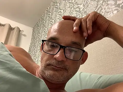 halfcastlad online show from September 22, 2025, 8:48 pm