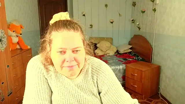 Audrey Aura online show from November 19, 2025, 4:56 am