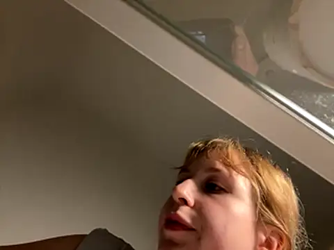 Lisa-5329 online show from November 14, 2025, 10:13 pm